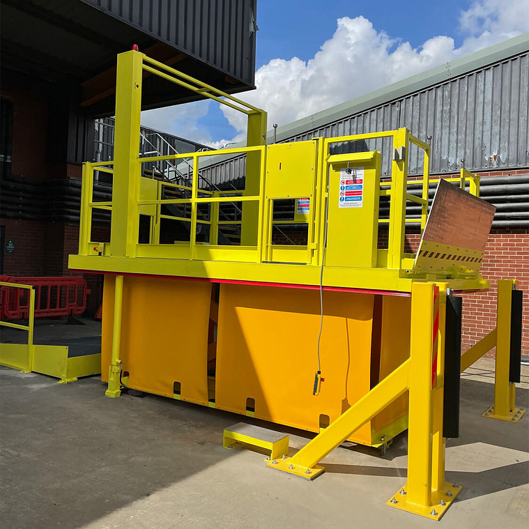 yellow scissor lift