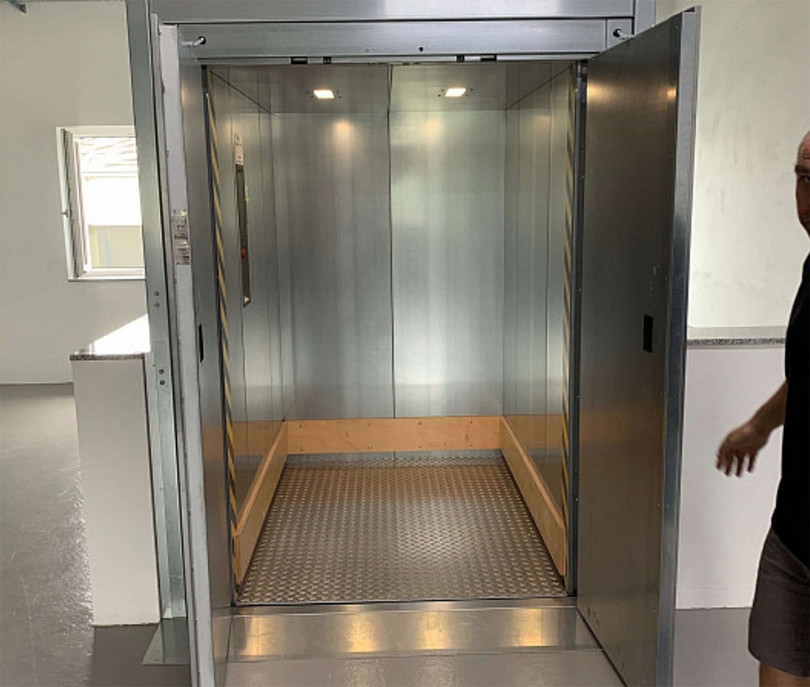 bkg goods lift